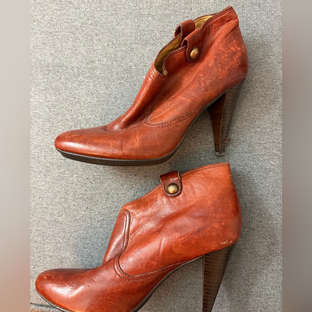 Coach Aliza Brown Elegant Brown Leather Ankle Boot bootie